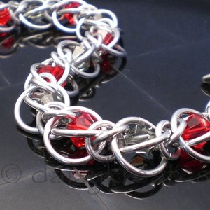 Half Persian 3 in 1 - Crystal Flannel Bracelet in Red and Grey