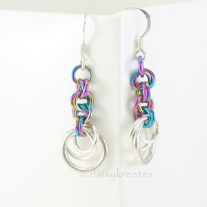 Tea Rose chainmaille earrings show off colors and textures from all sides