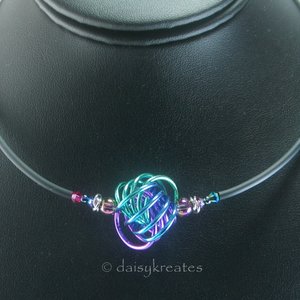 Three-Color Danish Knot Choker Necklace in Anodized Niobium