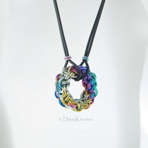 Pendant double-laced with smooth rubber cord in unique suspension style