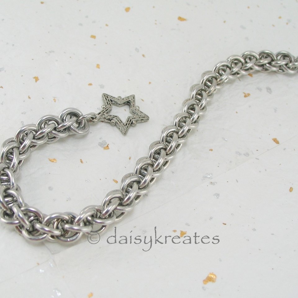 Jens Pind Linkage JPL 3 Bracelet fastens with Star toggle